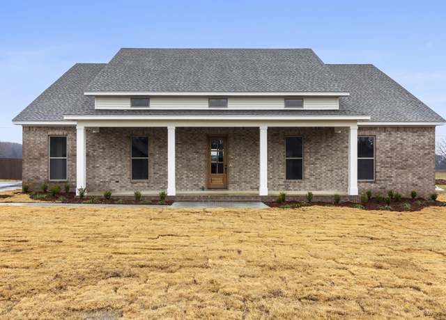 Property at 1301 Bent Tree Ln, Searcy, AR, 4 beds, 3 baths