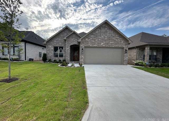 Property at 134 Woodlands Park Dr, Little Rock, AR 72211, 3 beds, 2 baths