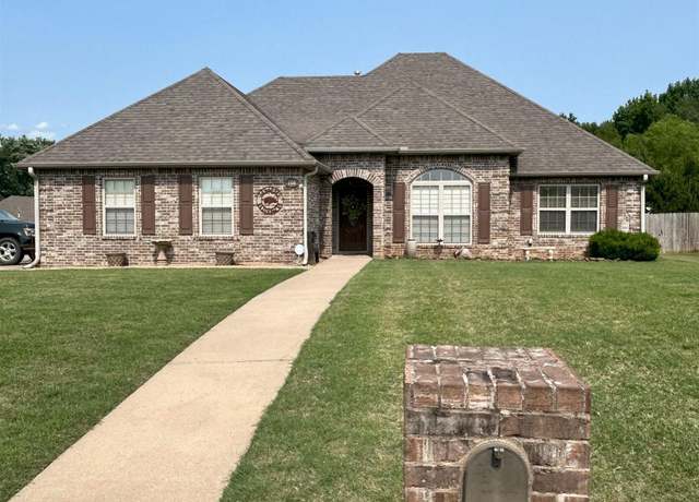 Property at 1100 Creekstone Cv, Searcy, AR 72143, 3 beds, 2 baths