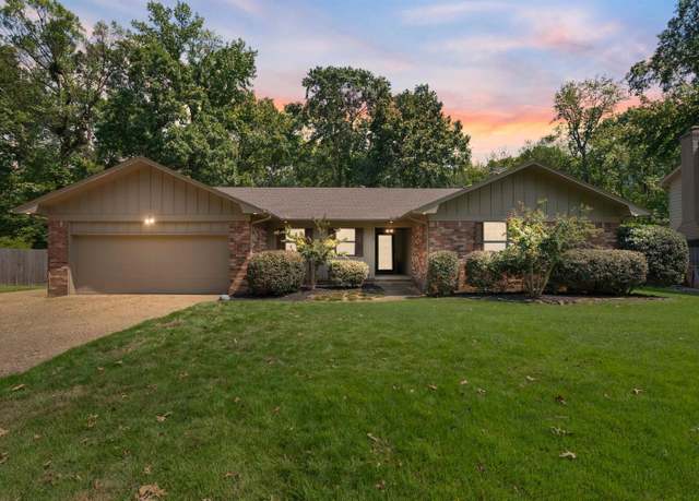 Property at 22 Dove Creek Cir, North Little Rock, AR 72116, 4 beds, 3 baths