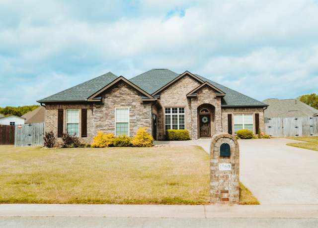 Property at 1060 Wheatland Cv, Benton, AR 72019, 3 beds, 2.5 baths