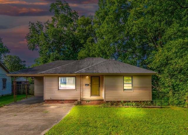 Property at 1300 Parkway, North Little Rock, AR 72118, 3 beds, 1 bath