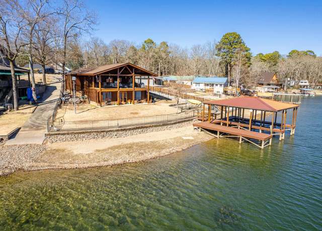 Property at 117 Maddox Pl, Hot Springs, AR 71913, 3 beds, 2 baths