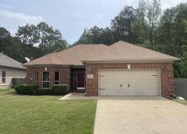Property at 34 Springtree Cir, Little Rock, AR 72209, 3 beds, 2 baths