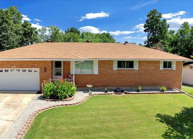 Property at 627 Ridgemont Dr, Mountain Home, AR 72653, 3 beds, 2.5 baths
