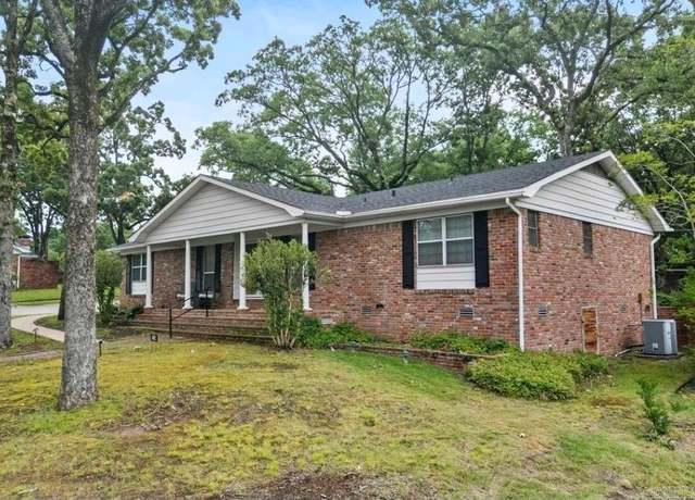 Property at 4812 Randolph Rd, North Little Rock, AR 72116, 3 beds, 2 baths