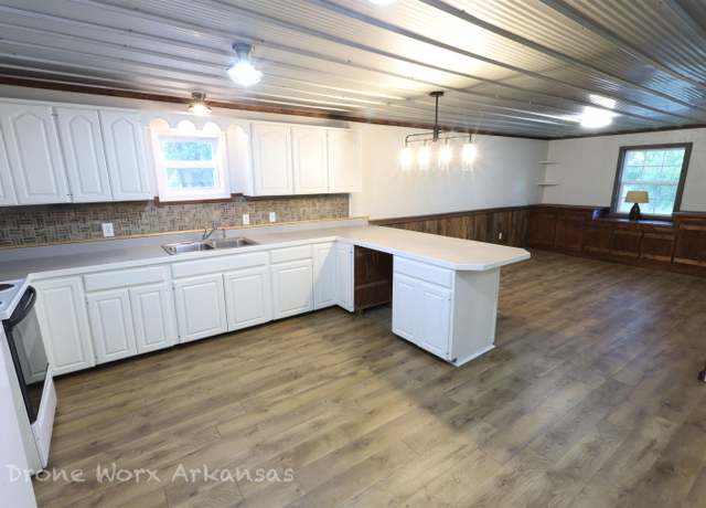 Property at 345 W Hwy 374, Saint Joe, AR 72650, 4 beds, 2 baths