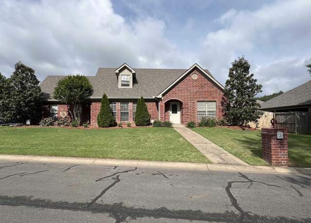 Property at 3 N Starlite Dr, Mayflower, AR 72106, 4 beds, 2.5 baths