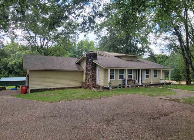 Property at 403 Shady, Morrilton, AR 72110, 3 beds, 3 baths