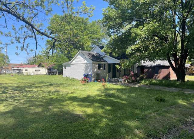 Property at 808 S New Orleans, Brinkley, AR 72021, 3 beds, 1.5 baths