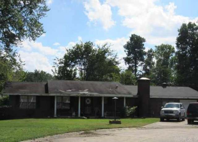 Property at 5610 B St, Little Rock, AR 72205, 6 beds