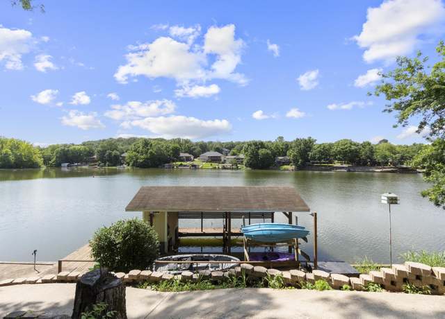 Property at 37 Tiree Dr, Bella Vista, AR 72715, 3 beds, 2.5 baths