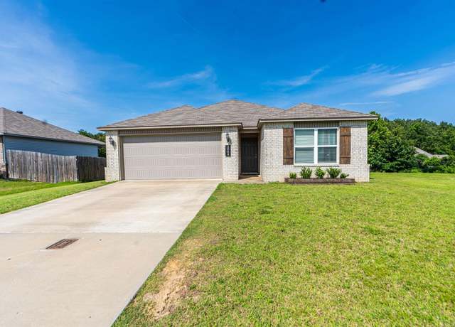 Property at 4904 Bedrock Dr, Jonesboro, AR 72404, 3 beds, 2 baths