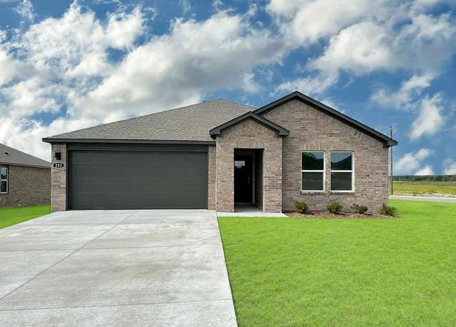 Property at 113 E Sunbelt Ct, Mayflower, AR 72106, 4 beds, 2 baths