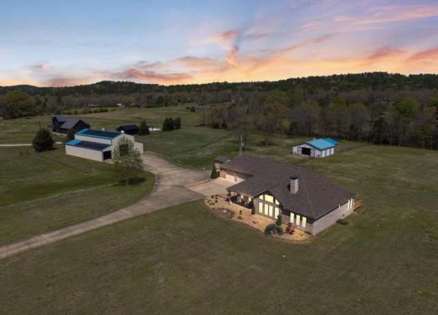 Property at 5701 Garrison Rd, Little Rock, AR 72223, 3 beds, 2 baths