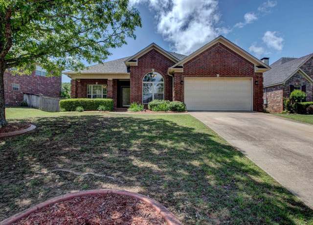 Property at 124 Mountain Valley Dr, Maumelle, AR 72113, 4 beds, 2 baths