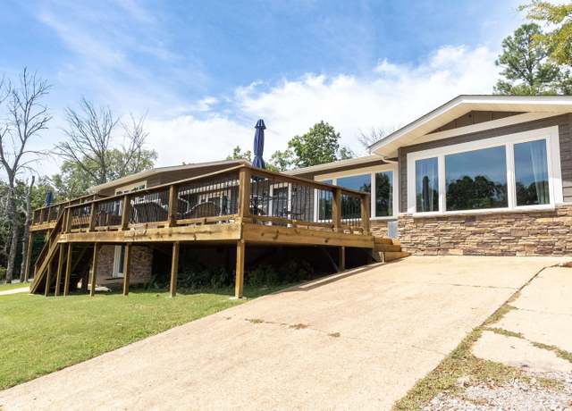 Property at 257 Larkspur Ln, Mountain Home, AR 72653, 4 beds, 3 baths