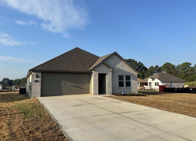 Property at 1412 Ridgefield Cir, Searcy, AR 72143, 4 beds, 2 baths