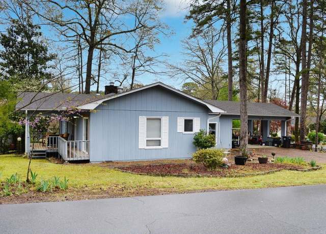 Property at 10 Durango Way, Hot Springs Village, AR 71909, 2 beds, 2.5 baths