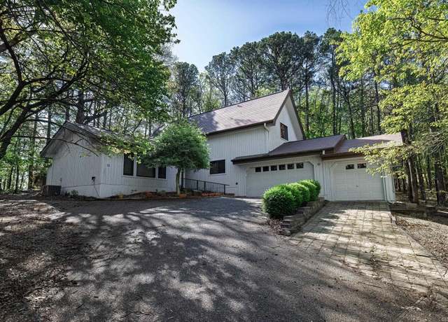 Property at 21 Constantina Cir, Hot Springs Village, AR 71909, 3 beds, 2.5 baths