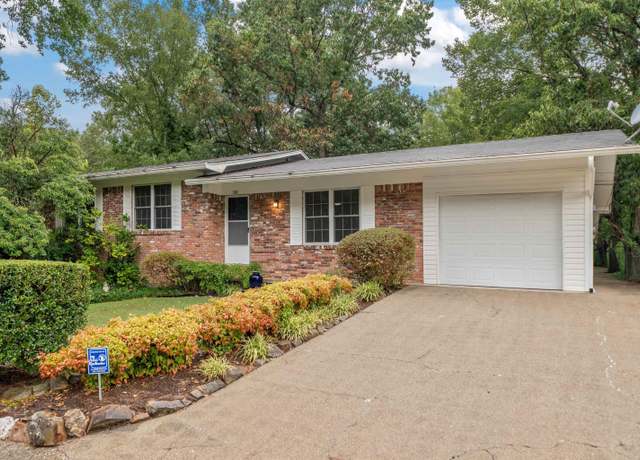 Property at 308 Rockwell St, Hot Springs, AR 71913, 3 beds, 3 baths