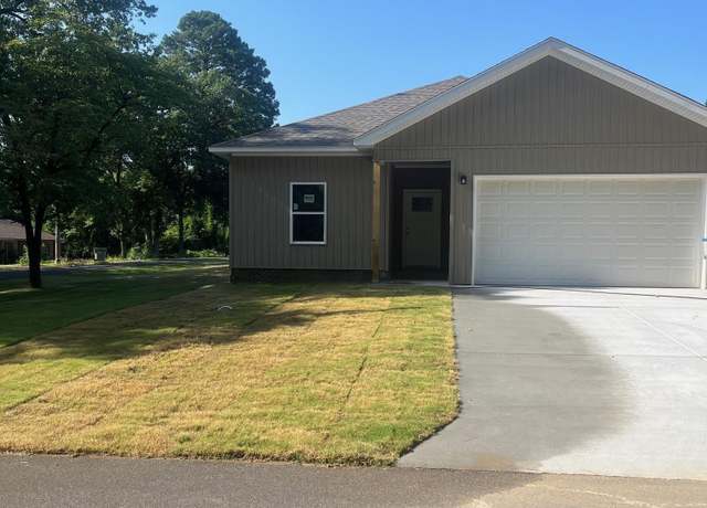 Property at 1825 Pinecroft, Benton, AR 72015, 4 beds, 2 baths