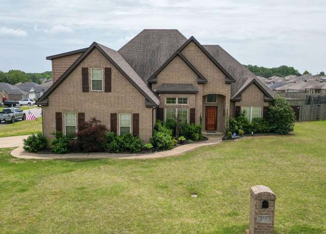 Property at 2401 Flatrock Trl, Jonesboro, AR 72404, 3 beds, 2.5 baths
