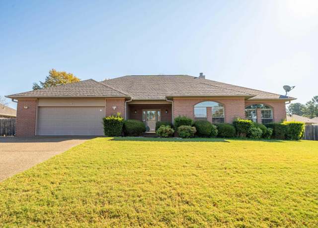 Property at 139 Deer View Cir, Hot Springs, AR 71913, 3 beds, 2 baths