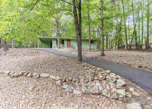 Property at 3 Valls Ln, Hot Springs, AR 71909, 2 beds, 2 baths