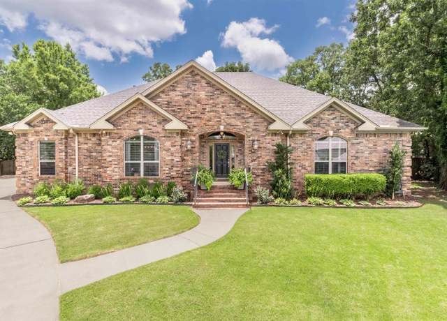 Property at 25 Southshore Cv, Maumelle, AR 72113, 3 beds, 2.5 baths