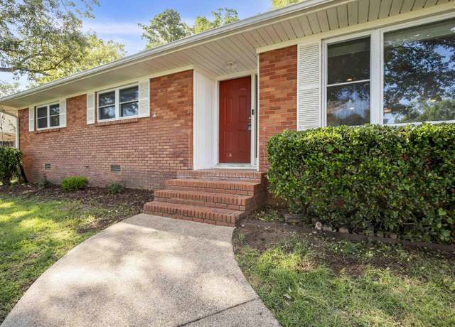 Property at 217 Yorkshire Dr, Hot Springs, AR 71901, 3 beds, 2 baths