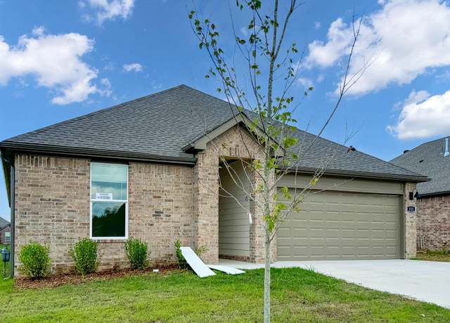 Property at 1503 Ridgefield Cir, Searcy, AR 72143, 4 beds, 2 baths