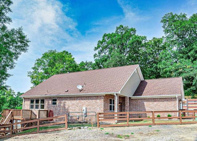 Property at 127 Brooke Moor Trl, Hot Springs, AR 71913, 4 beds, 3 baths