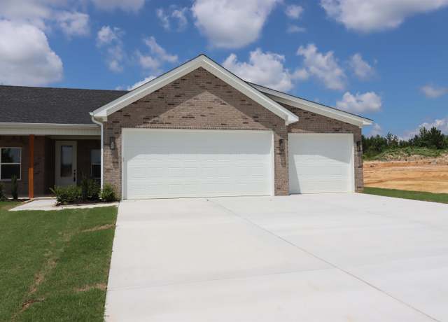 Property at 220 Kelton St, Hensley, AR 72065, 3 beds, 2 baths