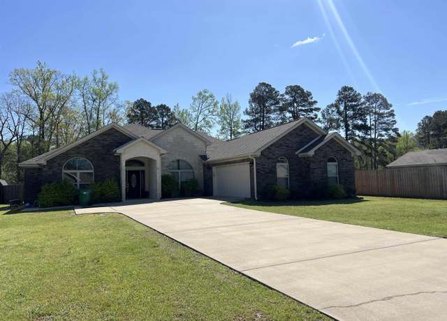 Property at 101 Farah, White Hall, AR 71602, 4 beds, 2 baths