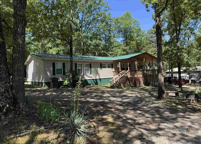 Property at 39 Lakeview Dr, Greers Ferry, AR 72067, 5 beds, 2 baths
