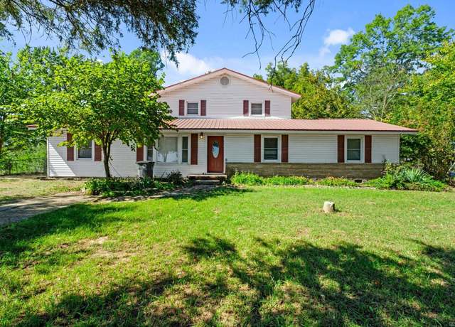 Property at 1508 S Highway 267, Searcy, AR 72143, 6 beds, 3 baths