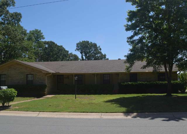 Property at 206 Beaconsfield Rd, Sherwood, AR, 4 beds, 2.5 baths