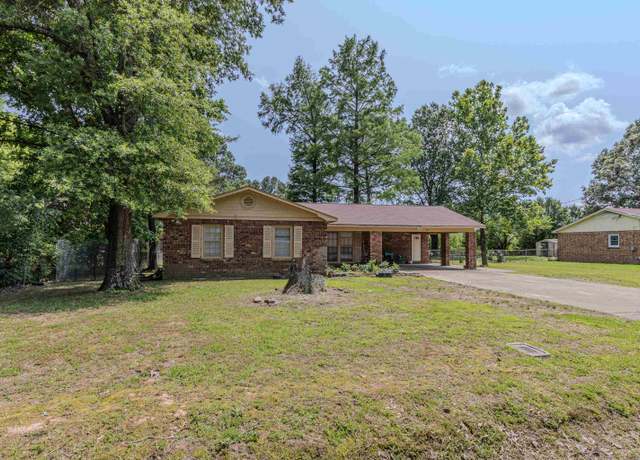 Property at 105 Bettie, Jonesboro, AR 72401, 5 beds, 4 baths