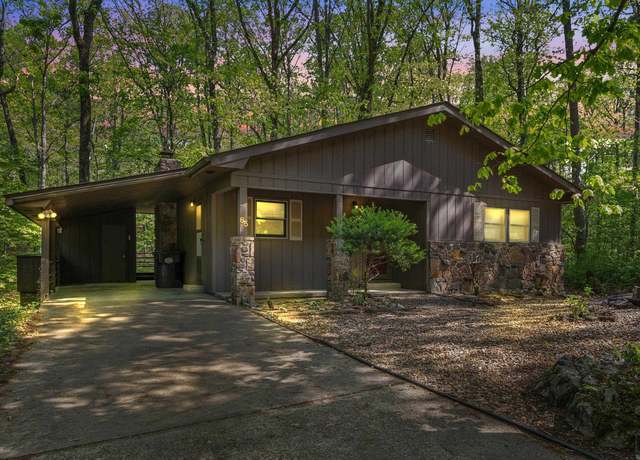 Property at 65 Segovia Dr, Hot Springs Village, AR 71909, 2 beds, 2 baths