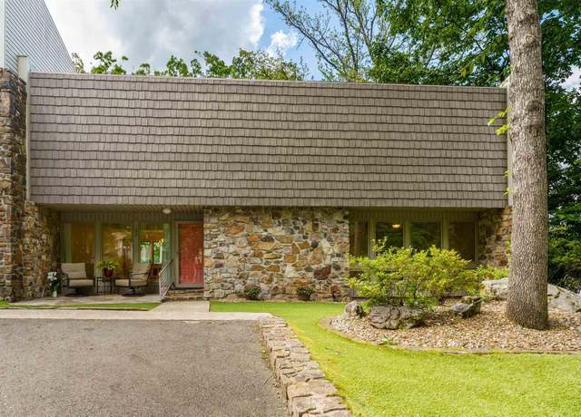 Property at 32 Calanas Ln, Hot Springs Village, AR, 3 beds, 1.5 baths