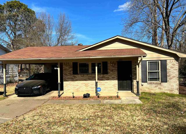 Property at 4924 Gum Spring Rd, Little Rock, AR 72209, 3 beds, 1.5 baths