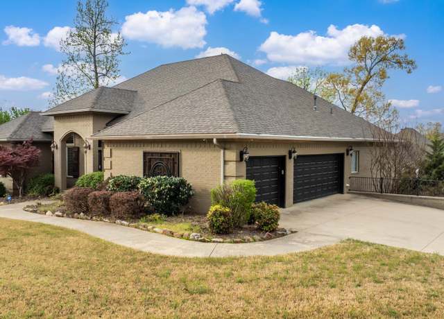 Property at 147 Oneida Way, Maumelle, AR 72113, 6 beds, 4 baths