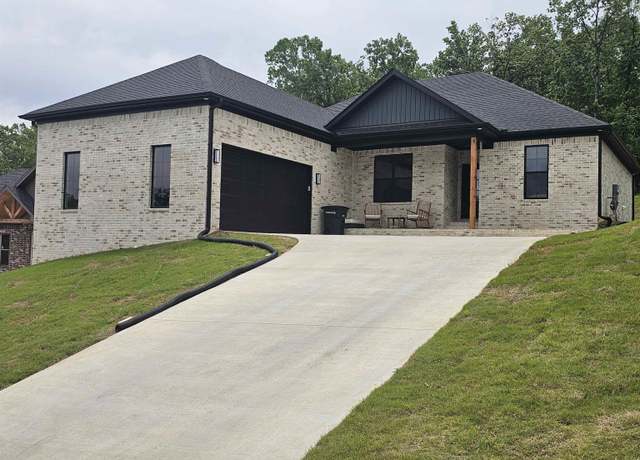 Property at 9321 Wooddale Dr, Sherwood, AR 72120, 3 beds, 2 baths