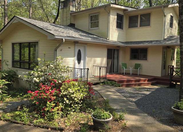 Property at 1 Badalona Cir, Hot Springs Village, AR 71909, 3 beds, 2.5 baths