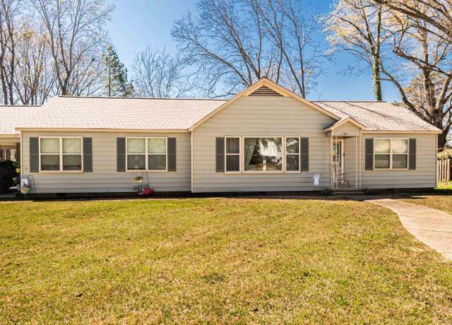 Property at 311 W Bolling, Monticello, AR 71655, 4 beds, 2 baths