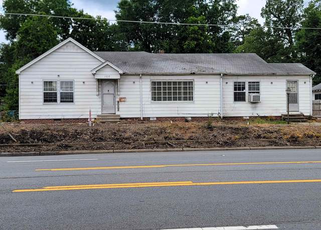 Property at 1930 S Olive, Pine Bluff, AR, 3 beds