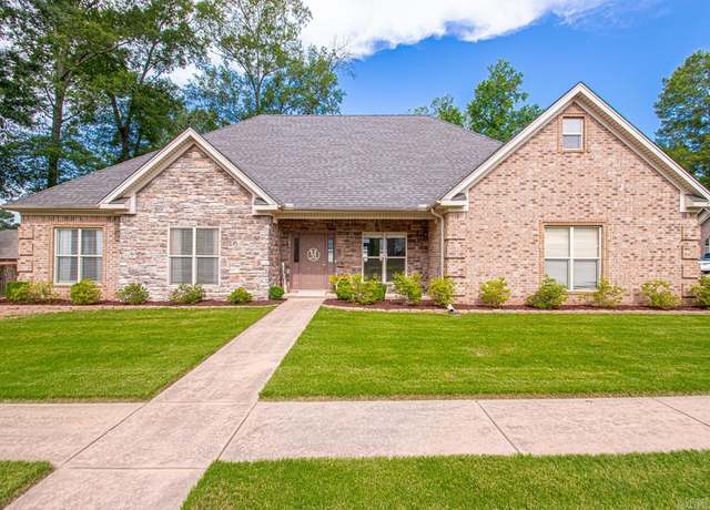 Property at 128 Silver Springs Dr, Benton, AR 72015, 4 beds, 2 baths