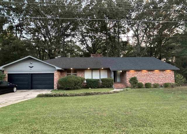 Property at 604 W 37th Ave, Pine Bluff, AR 71603, 2 beds, 2 baths