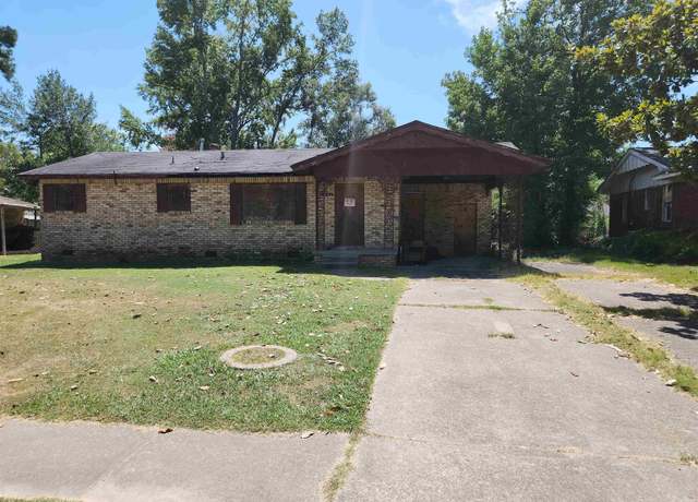 Property at 3406 Lilac, Pine Bluff, AR 71603, 3 beds, 1 bath